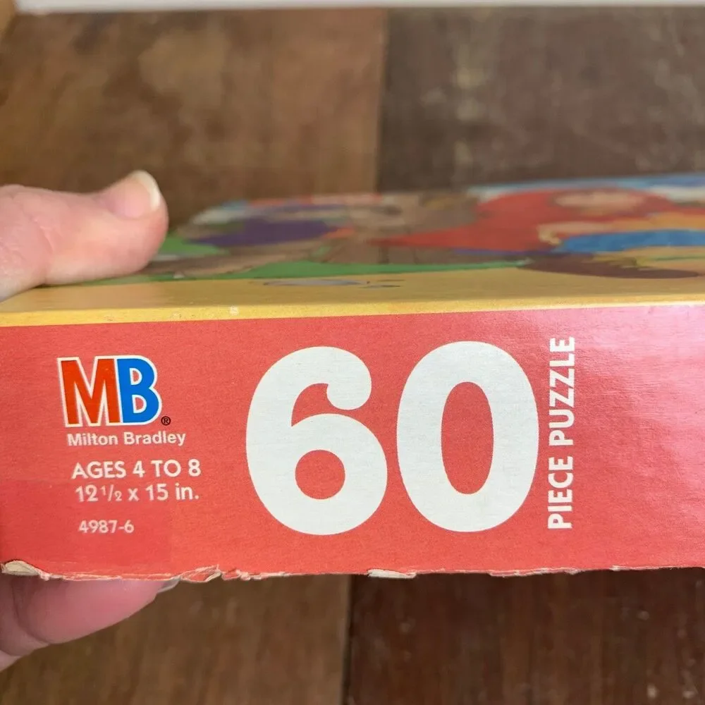 Milton Bradley VTG 1993 The Little Red Riding‎ Hood Storybook Puzzle 60 pieces